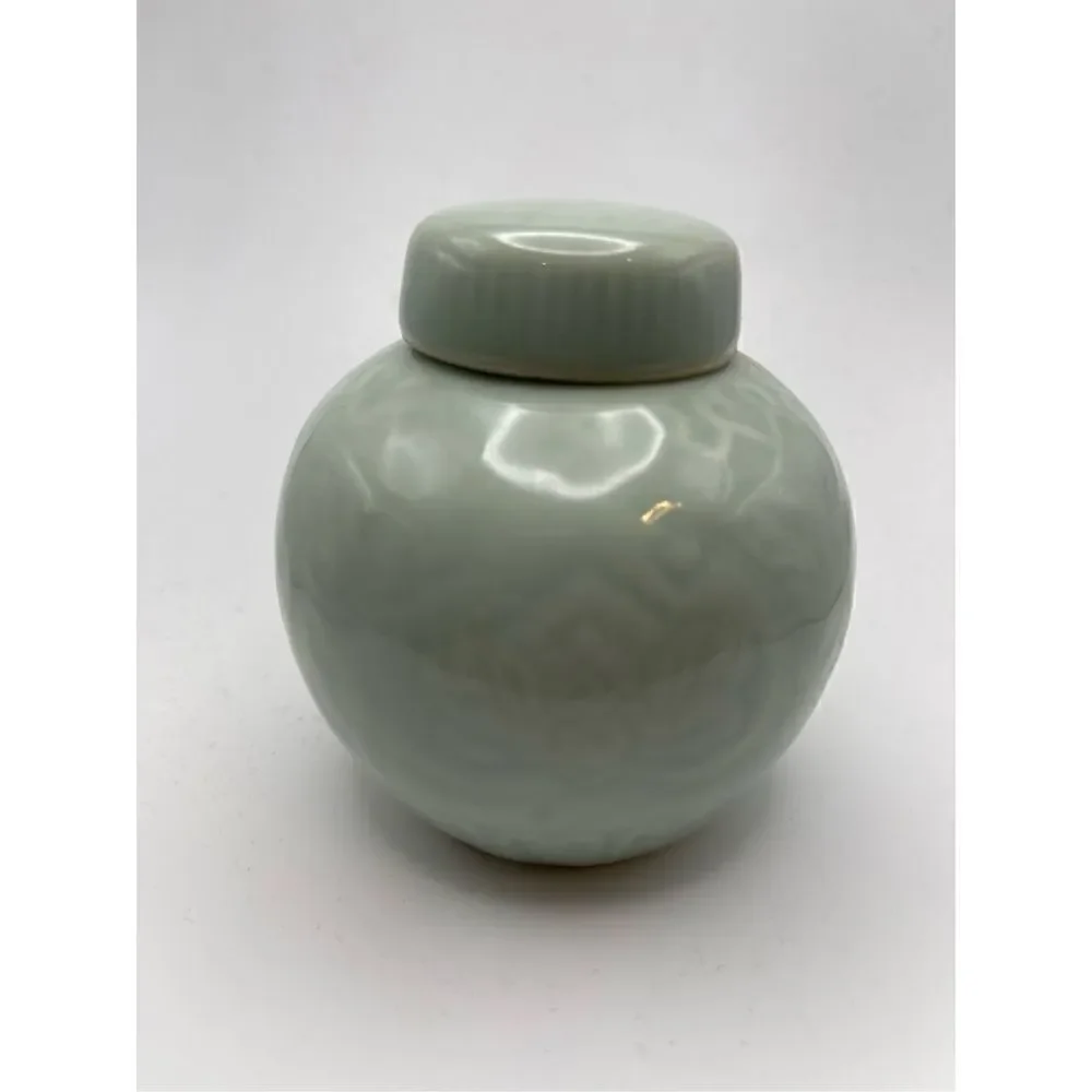 Ginger Jar small green